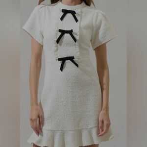 Nwt Womens Sugarlips Dress Size Small